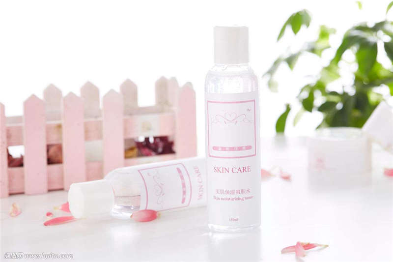 在化妝品生產中，環氧地坪涂料施工公司處于什么位置？